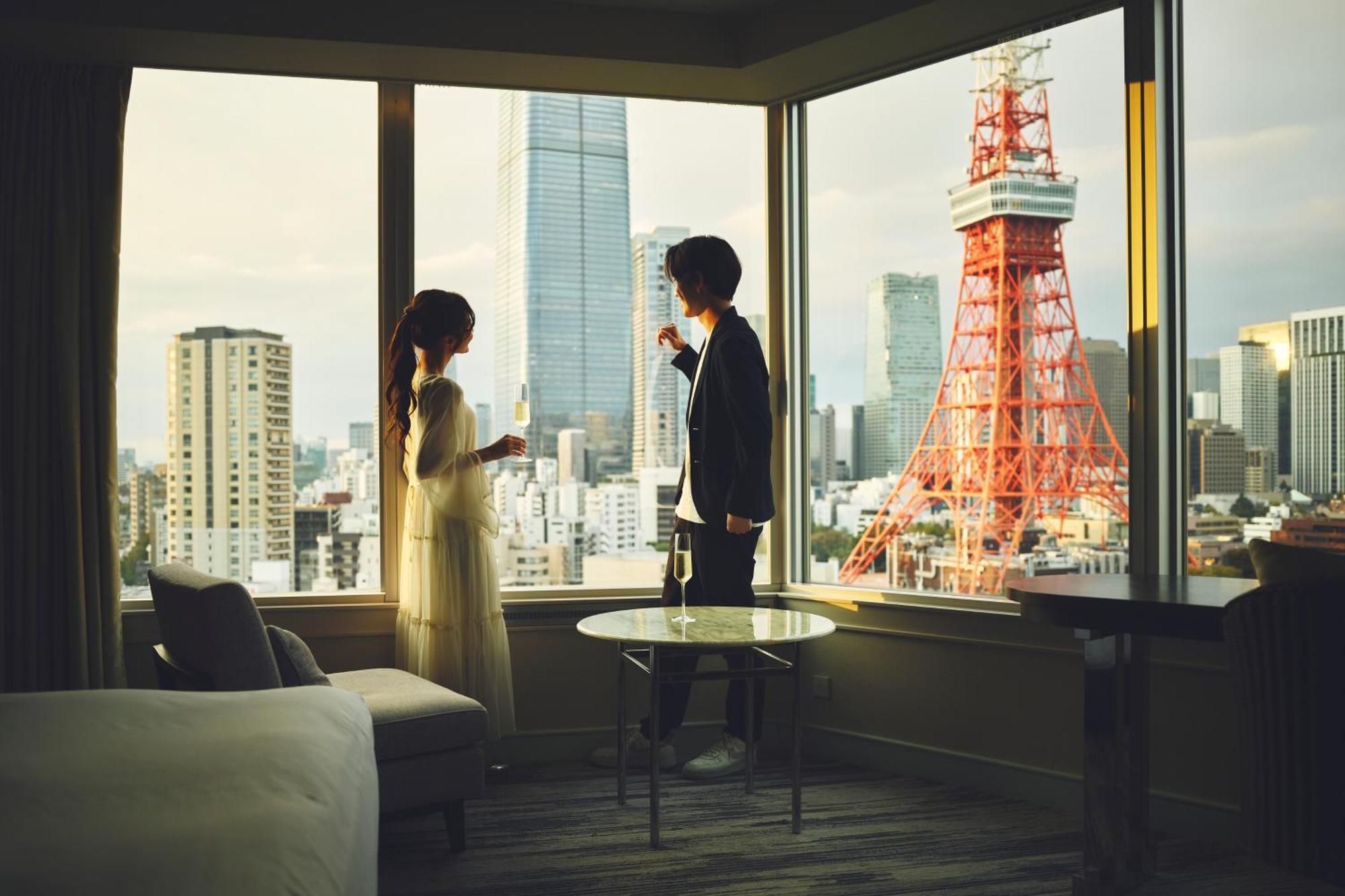 The Prince Park Tower Tokyo - Preferred Hotels & Resorts, Lvx Collection Esterno foto A view of the Tokyo Tower from a suite at the hotel